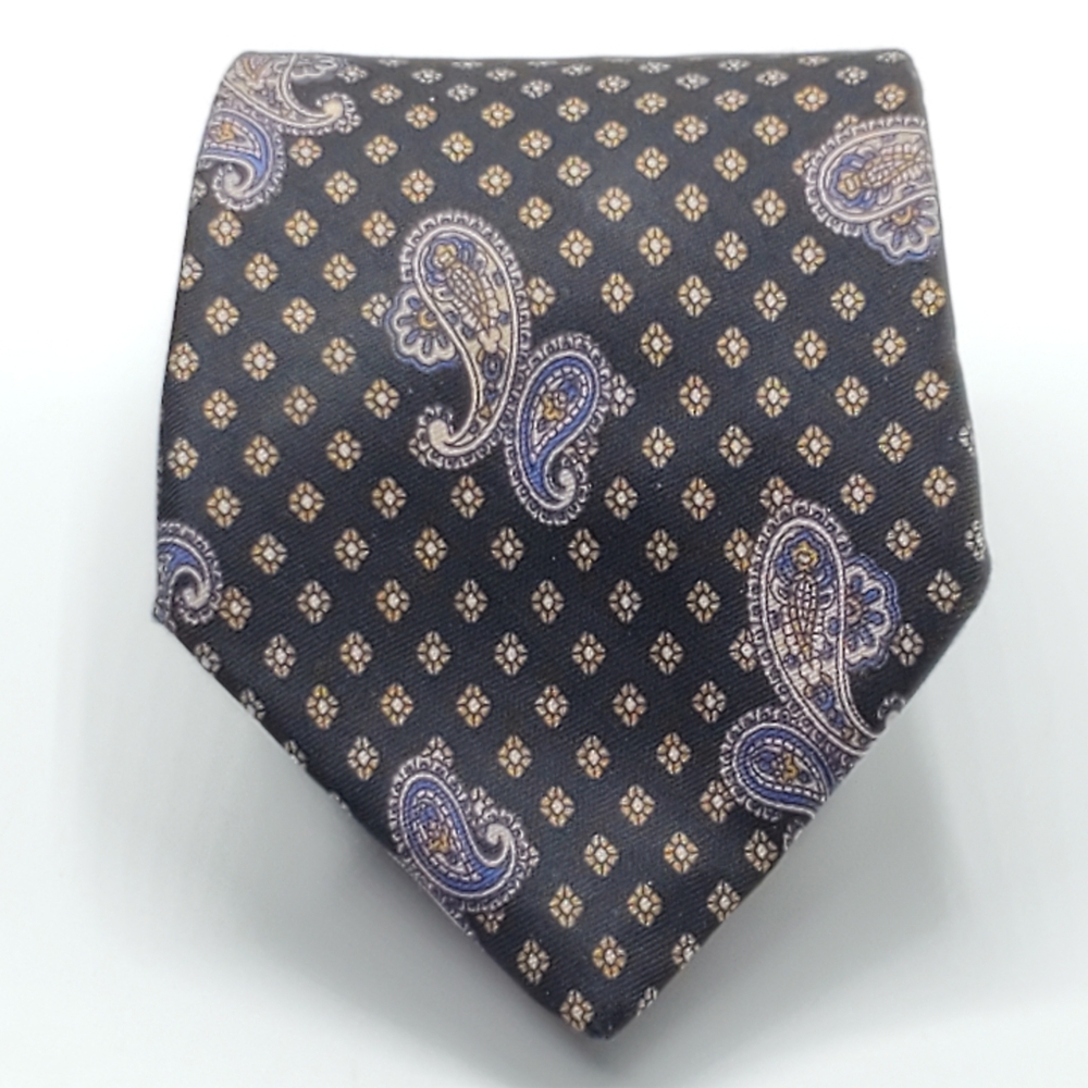 Silk paisley and flower pattern necktie black with cream